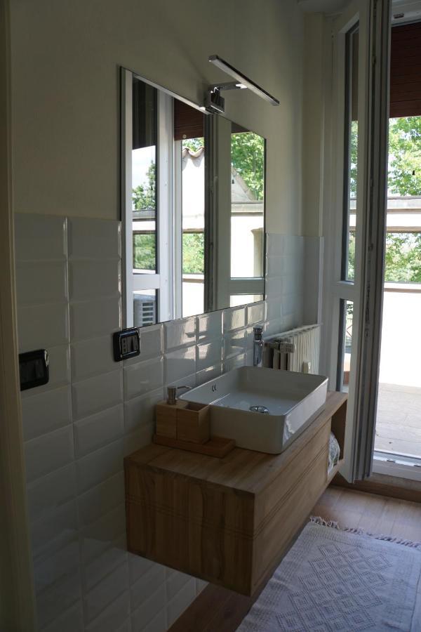 La Rotonda 2 Camere Con Terrazza In Centro Pavia Exteriör bild